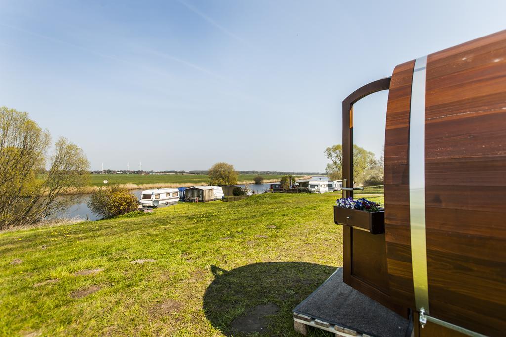 Bootsmann Guest House Breiholz Bagian luar foto